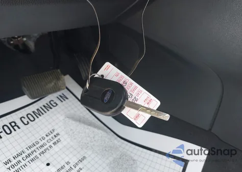 2016 Ford Focus S из США, поврежденный, VIN 1FADP3E20GL403256